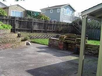 Building Photo - 427 Johnson Ave