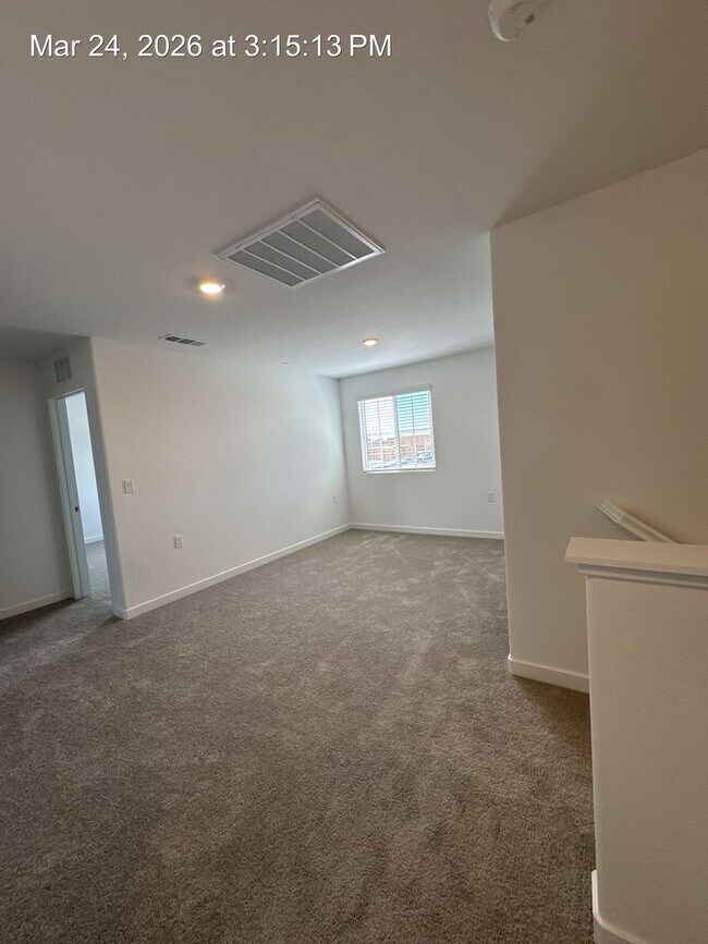 Building Photo - Newly Built Home located SE Visalia!  Rent Ready!