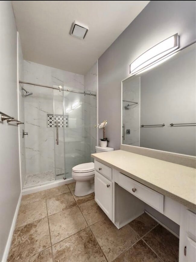 Building Photo - 921 Marine Dr