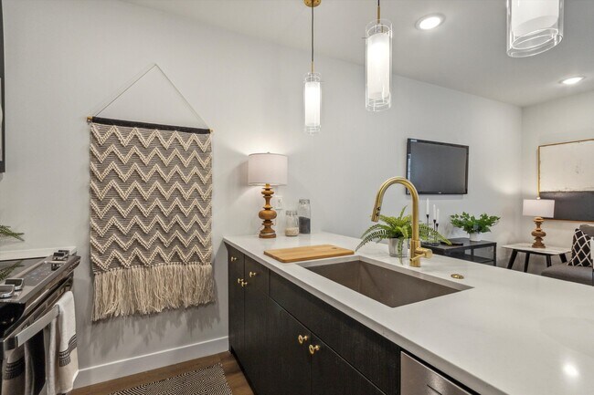 Building Photo - 1102 Germantown Ave