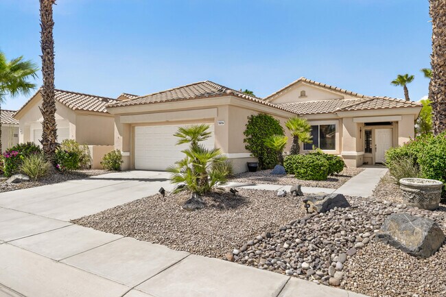 Building Photo - 78724 Palm Tree Ave