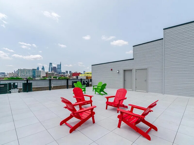 Building Photo - 1201 W Girard Ave