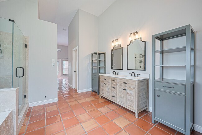 Building Photo - 3406 Mesquite Dr