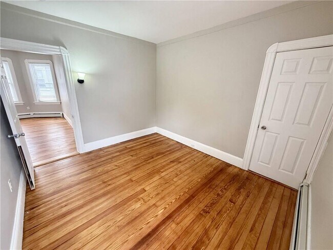 Building Photo - 43 Fruit Hill Ave