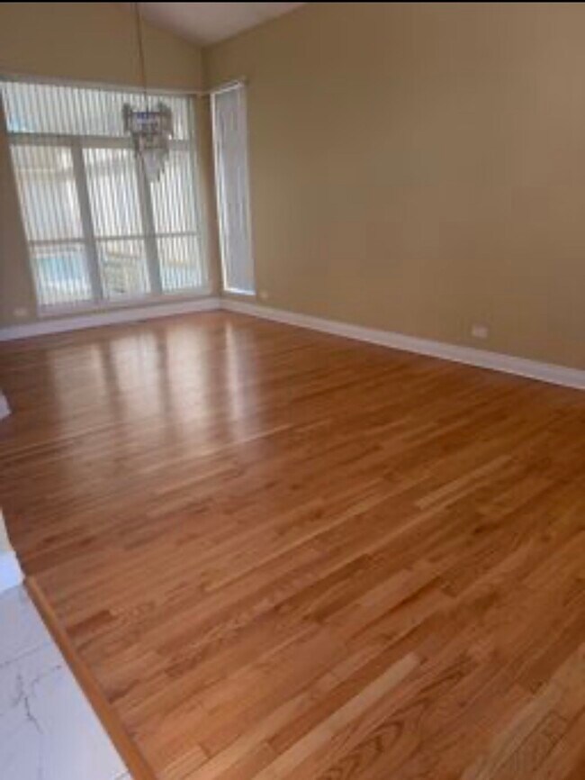 Building Photo - 426 Thunder Ridge