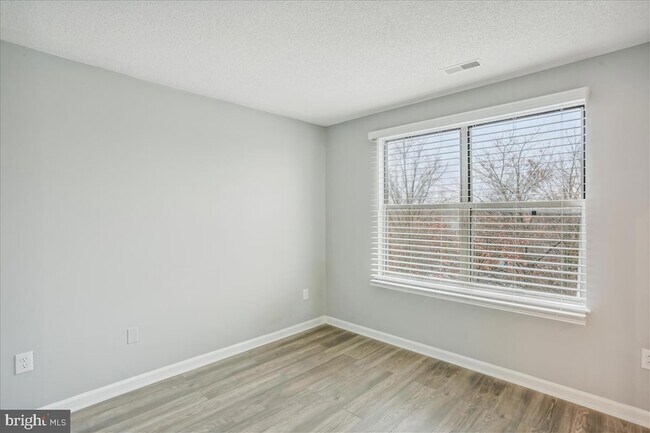 Building Photo - 12901 Churchill Ridge Cir