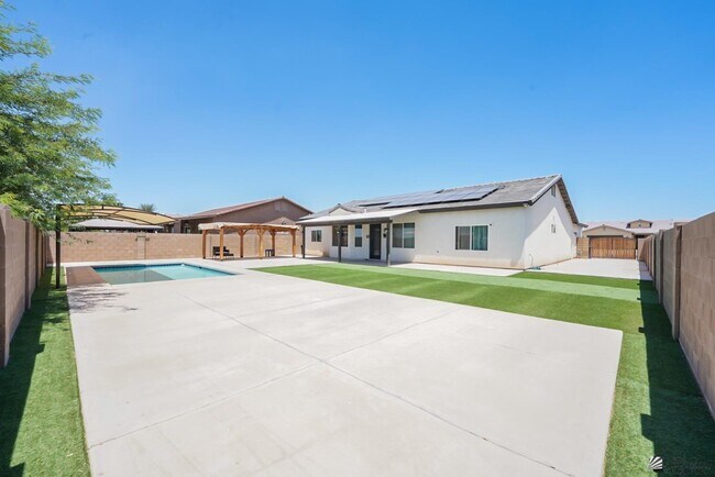 Building Photo - 3457 W 39th Ln