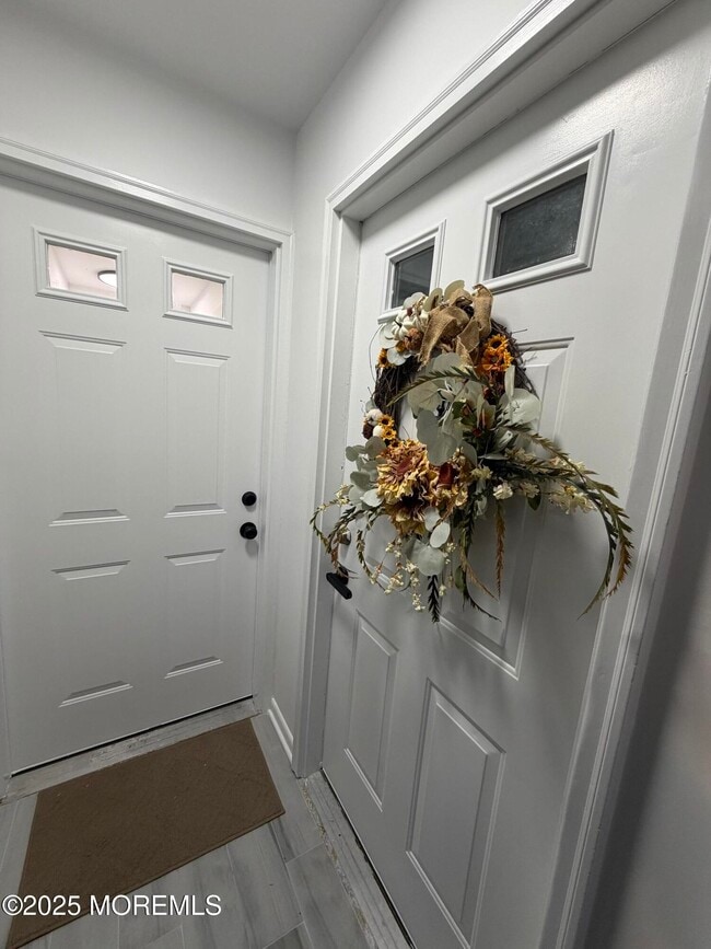 Building Photo - 14 W 3rd St