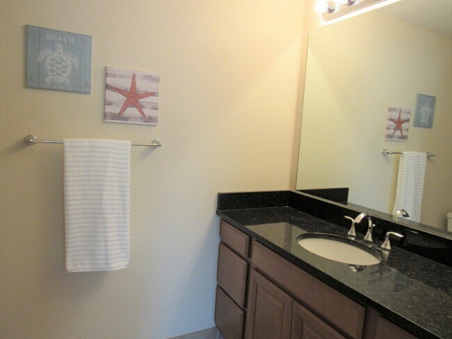 Building Photo - 468 Bouchelle Dr