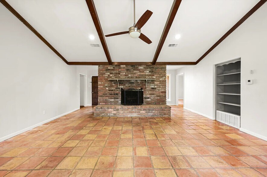 Building Photo - 14742 Sweetwood Ct