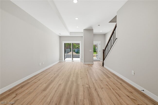 Building Photo - 4720 Walworth Ave