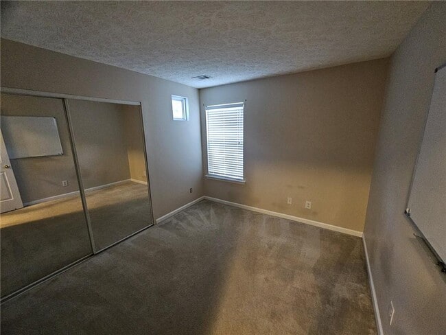 Building Photo - 237 Osmanthus Way
