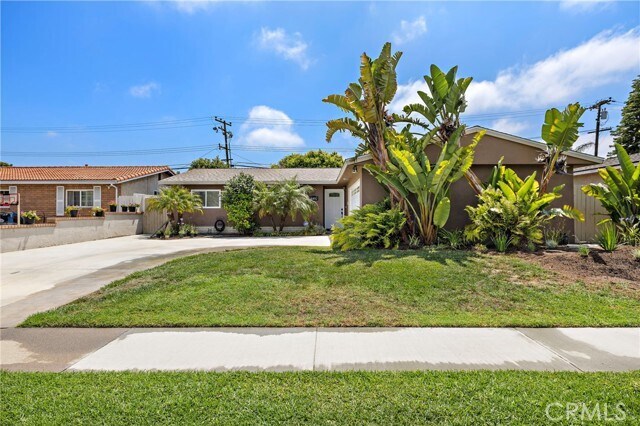 Primary Photo - 16882 Ross Ln