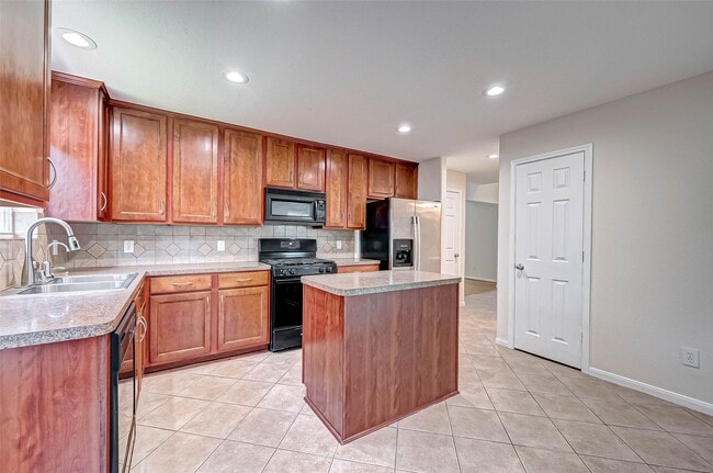 Building Photo - 5127 Birch Manor Ln