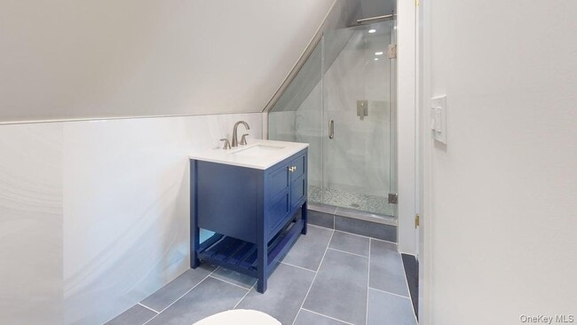 Building Photo - 88-37 62nd Dr