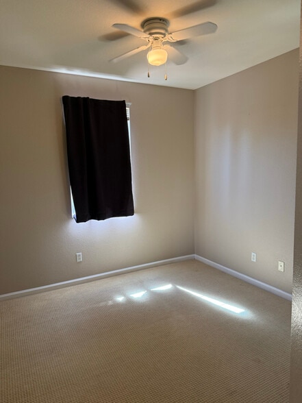 Building Photo - 2320 Bayless Way