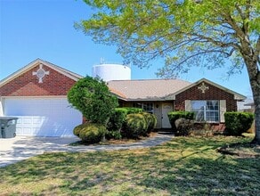 Building Photo - 2047 Cornerstone Dr