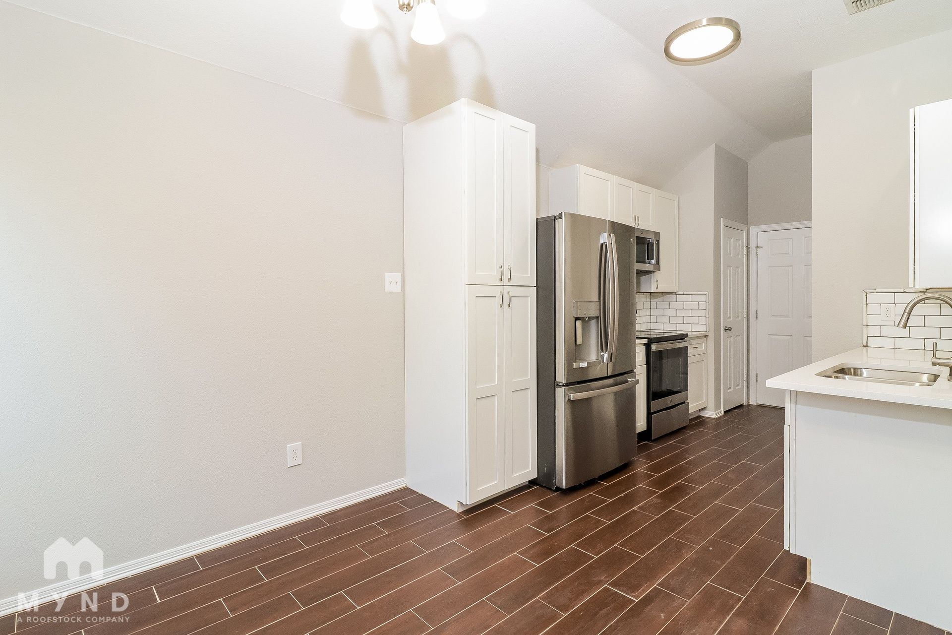 Building Photo - 7104 Stewart Ln