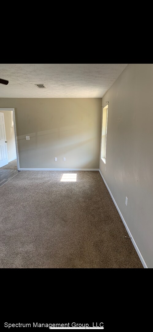 Building Photo - 3 br, 2 bath House - 2015 Jonathan Drive
