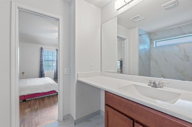 Building Photo - 3508 Breckenridge Dr