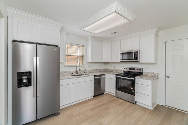 Building Photo - 3956 Archibald Way