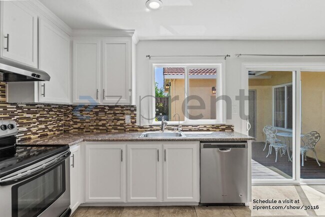Building Photo - 2257 Goldcrest Cir