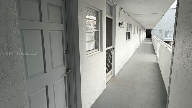 Building Photo - 3849 NE 169th St