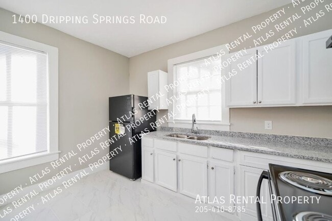 Building Photo - 1400 Dripping Springs Rd NW