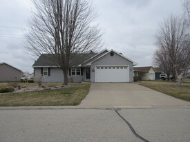 Building Photo - 1122 Sandpoint Rdg
