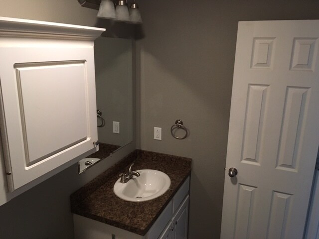 Building Photo - 2004 16th St