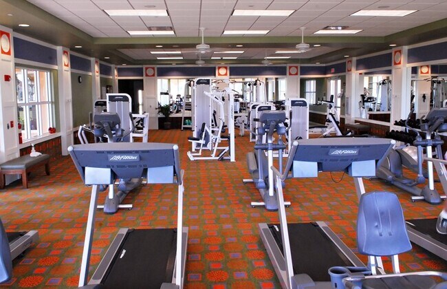 Building Photo - MOVE IN SPECIAL- Beautiful 3/3 w/ 2 Car Ga...