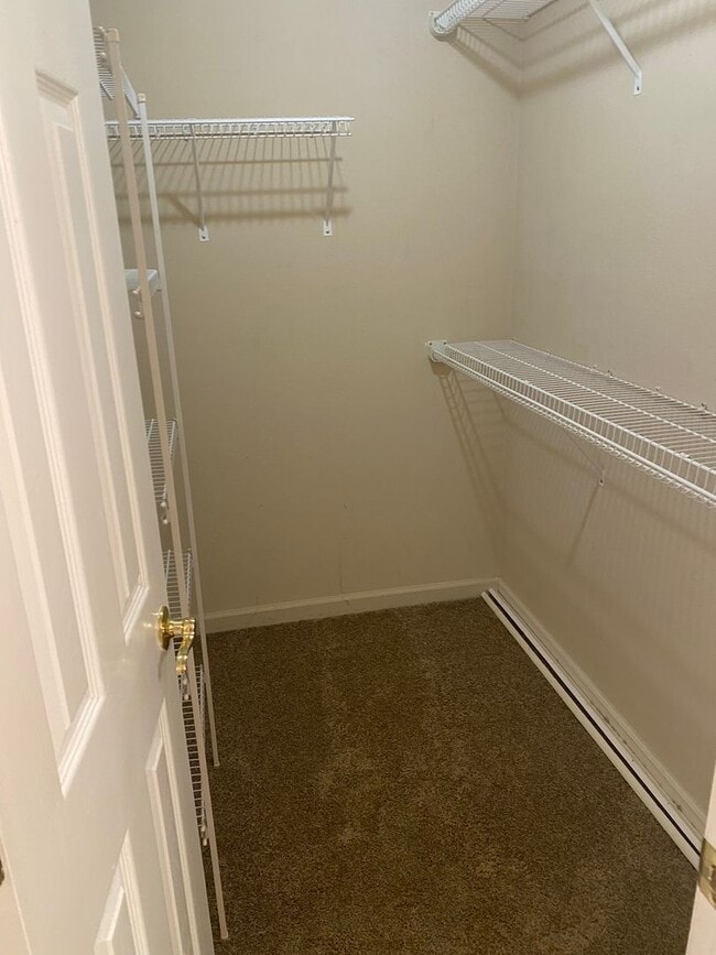 Building Photo - Contact Peggy Goodman 501 676 1758