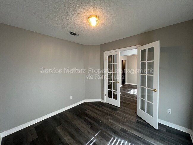 Building Photo - 4830 Timberland Dr