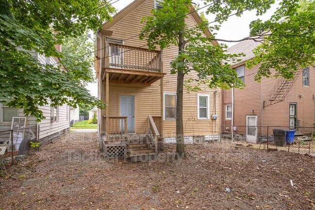 Building Photo - 1583 E 84th St