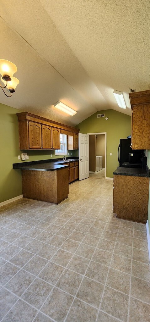 Building Photo - 3599 Drayton Dr