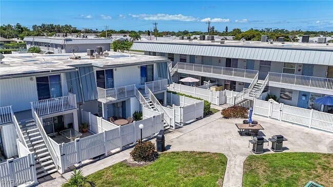 Building Photo - 6777 Winkler Rd