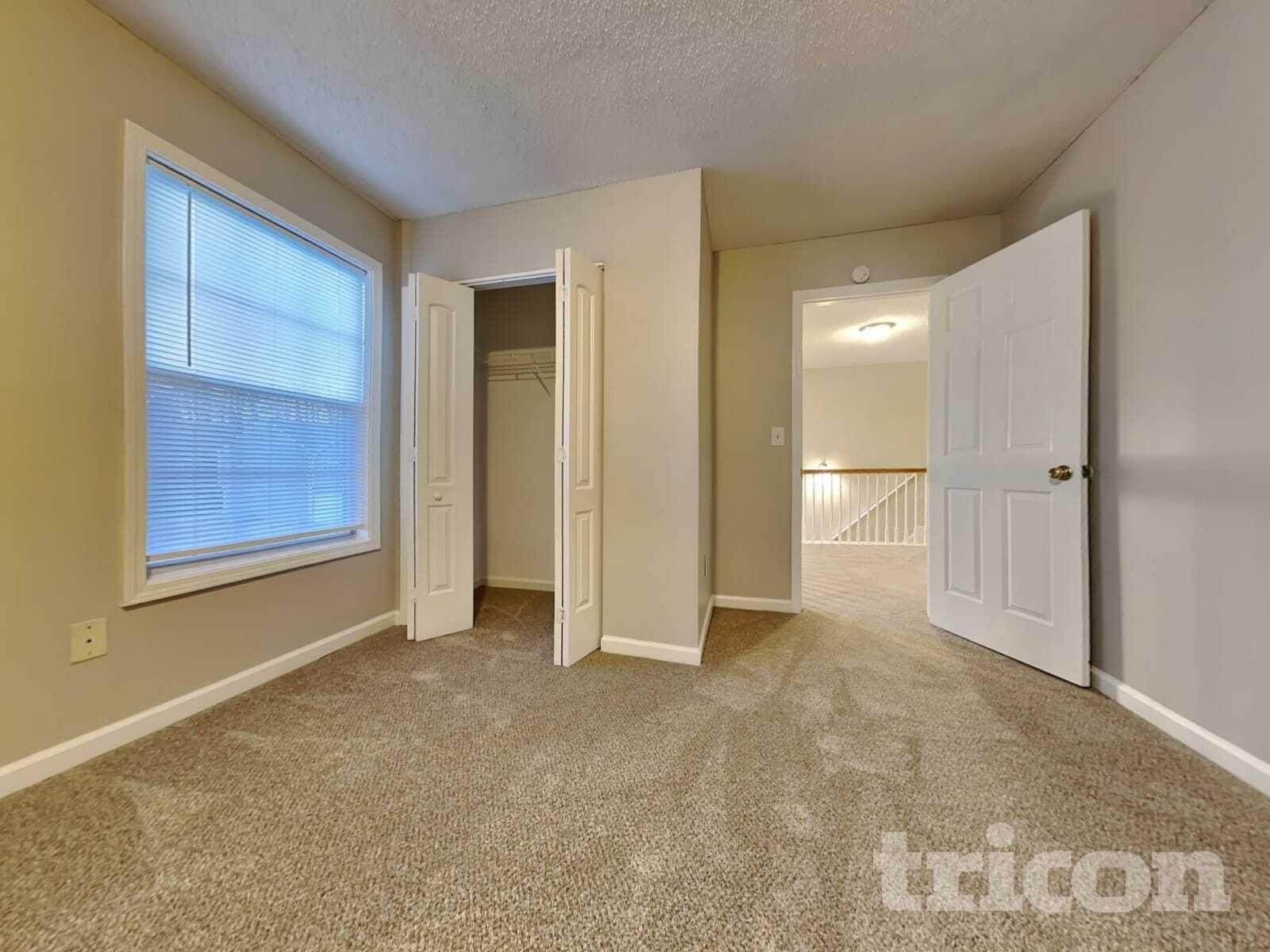 Building Photo - 5774 Broadleaf Way