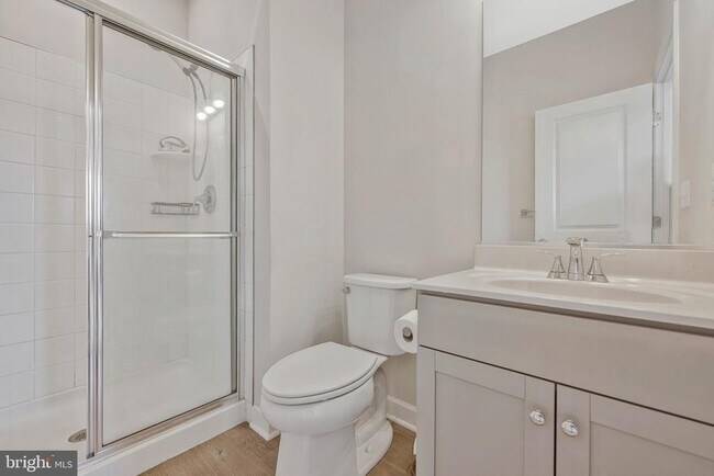 Building Photo - 2820 Dart Dr