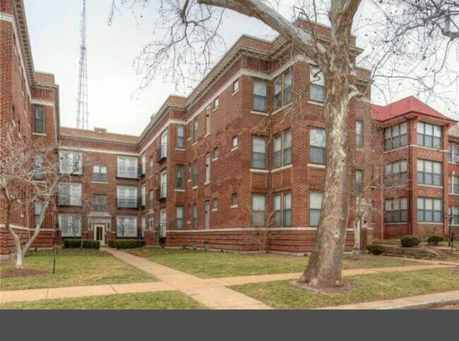 Primary Photo - 5675 Waterman Blvd
