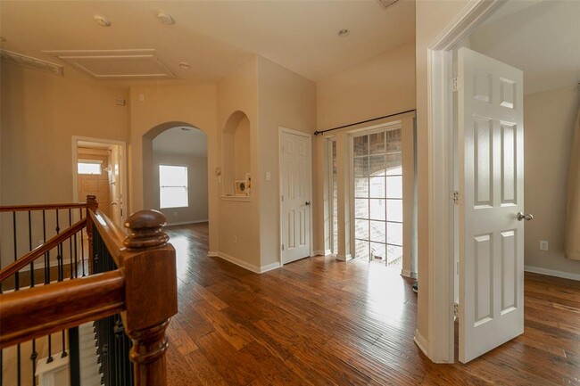 Building Photo - 24427 Ranchwood Springs Ln