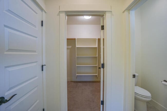 Building Photo - NEWER THREE BEDROOM IN CUL-DE-SAC