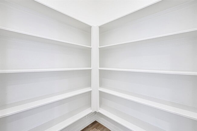 Building Photo - 9339 Galloway Wds Trl