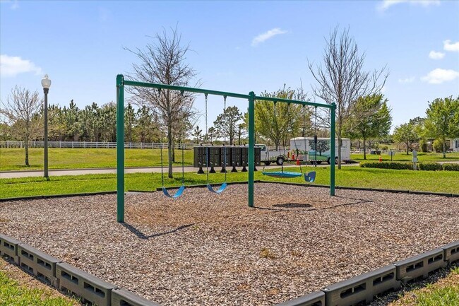 Building Photo - 15113 White Wagtail Ln