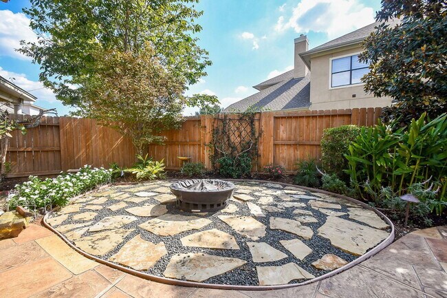 Building Photo - 7106 Habersham Ave