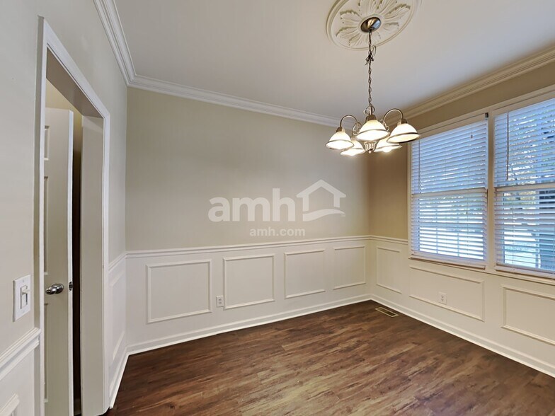 Building Photo - 2200 Bay Creek Ct