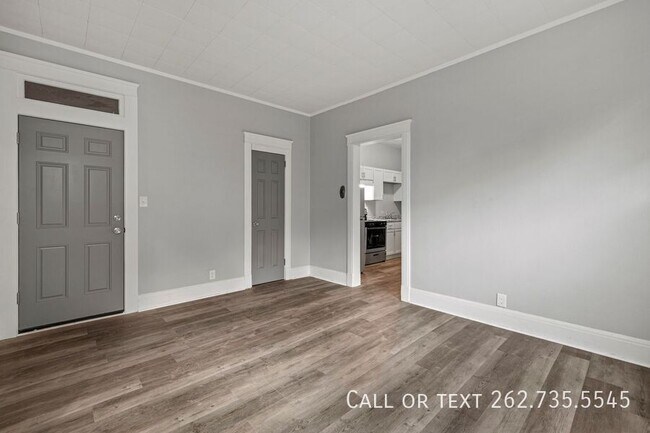 Building Photo - 314 10th St