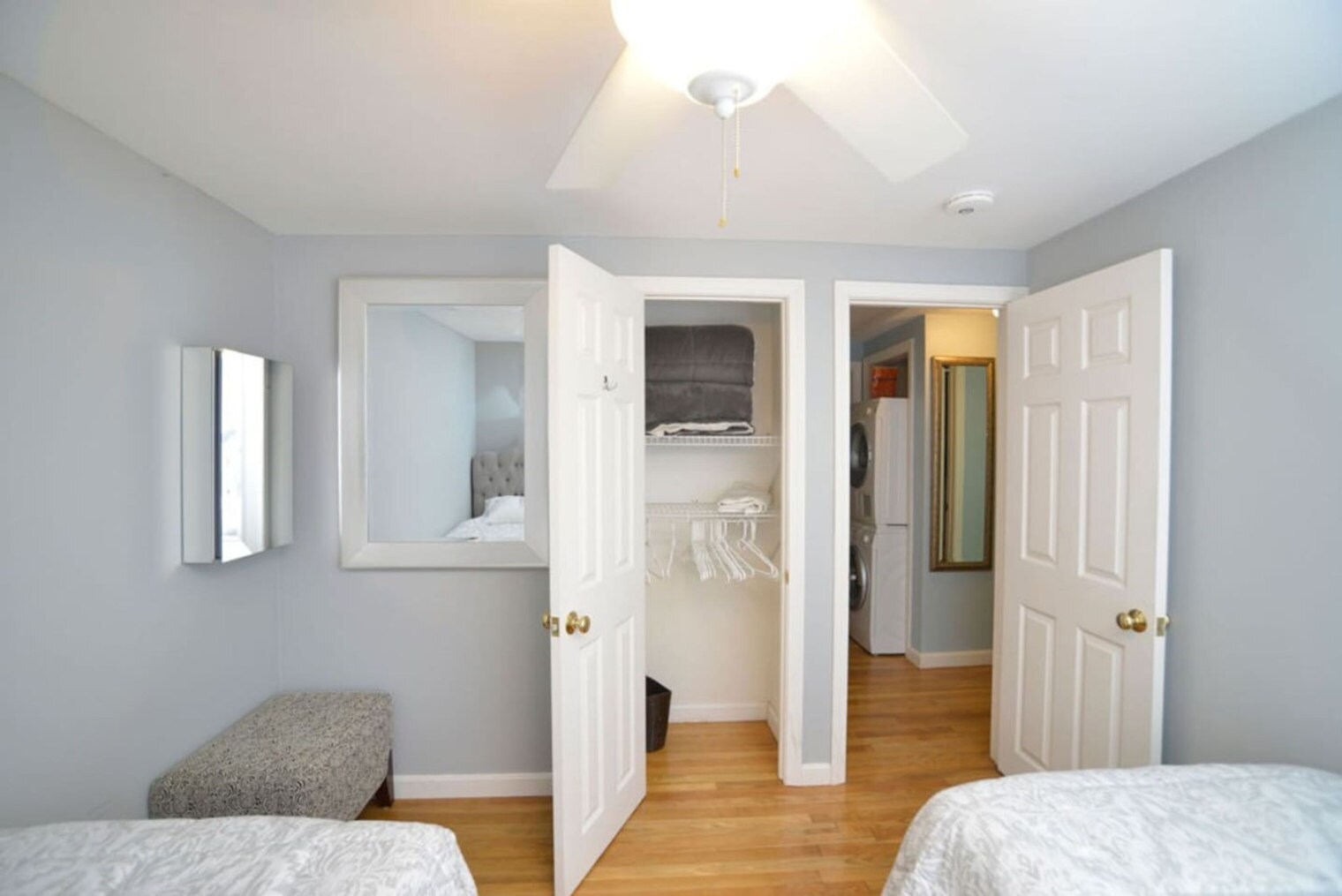 Building Photo - 13 S Village Dr