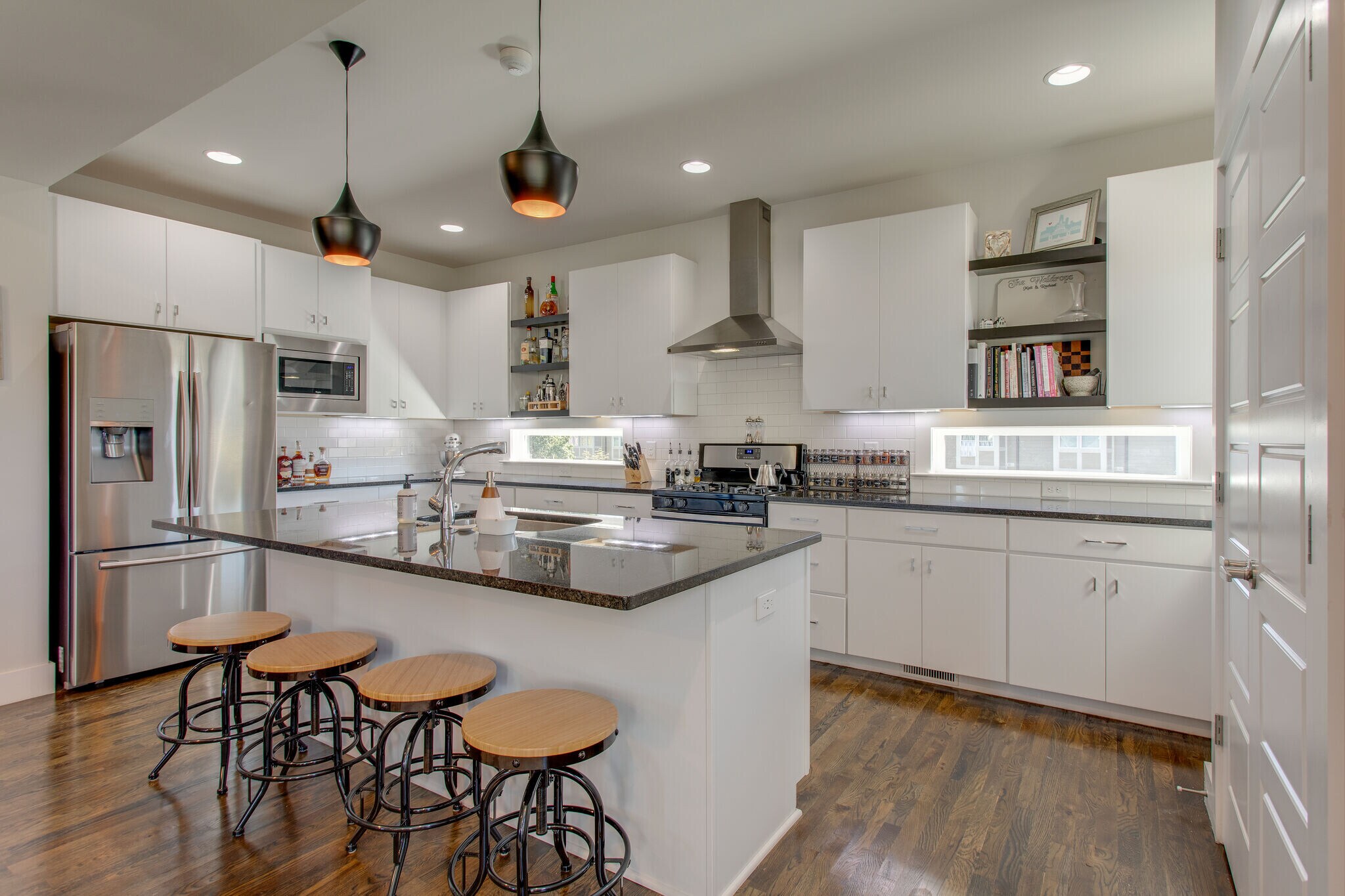 Kitchen - 1515 Porter Rd