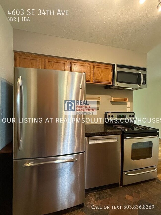 Building Photo - 4603 SE 34th Ave