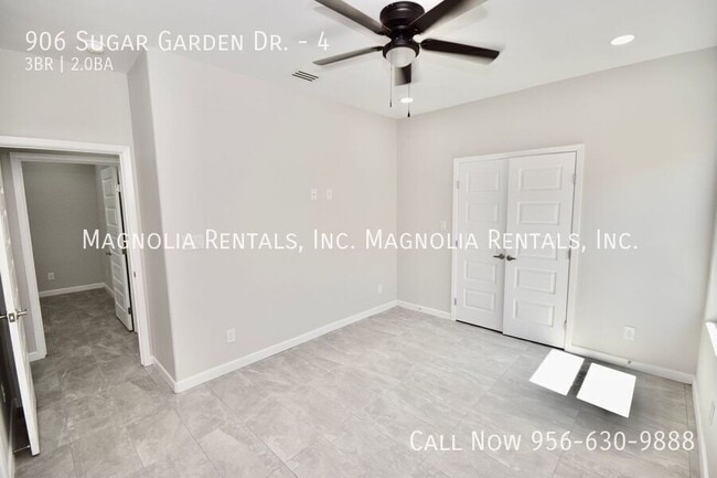 Building Photo - 906 Sugar Gdn Dr